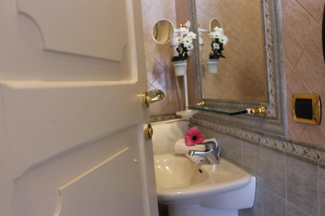 Palazzo Sottile Meninni - Classic Rooms Experience Gravina in Puglia Eksteriør billede
